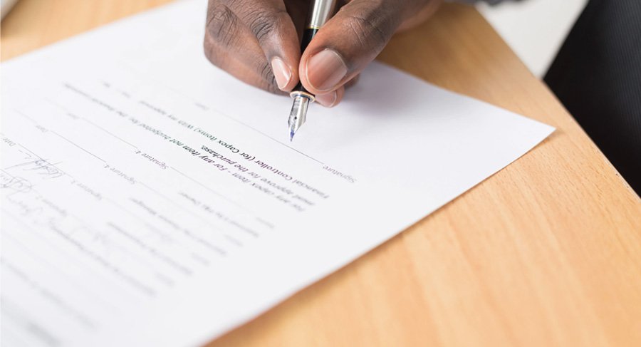 Il constitue un acte privé . Le Contrat De Travail International Ufe