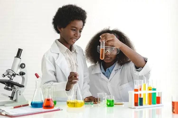 6479cddf9dd27fcafb4c1abc_Science