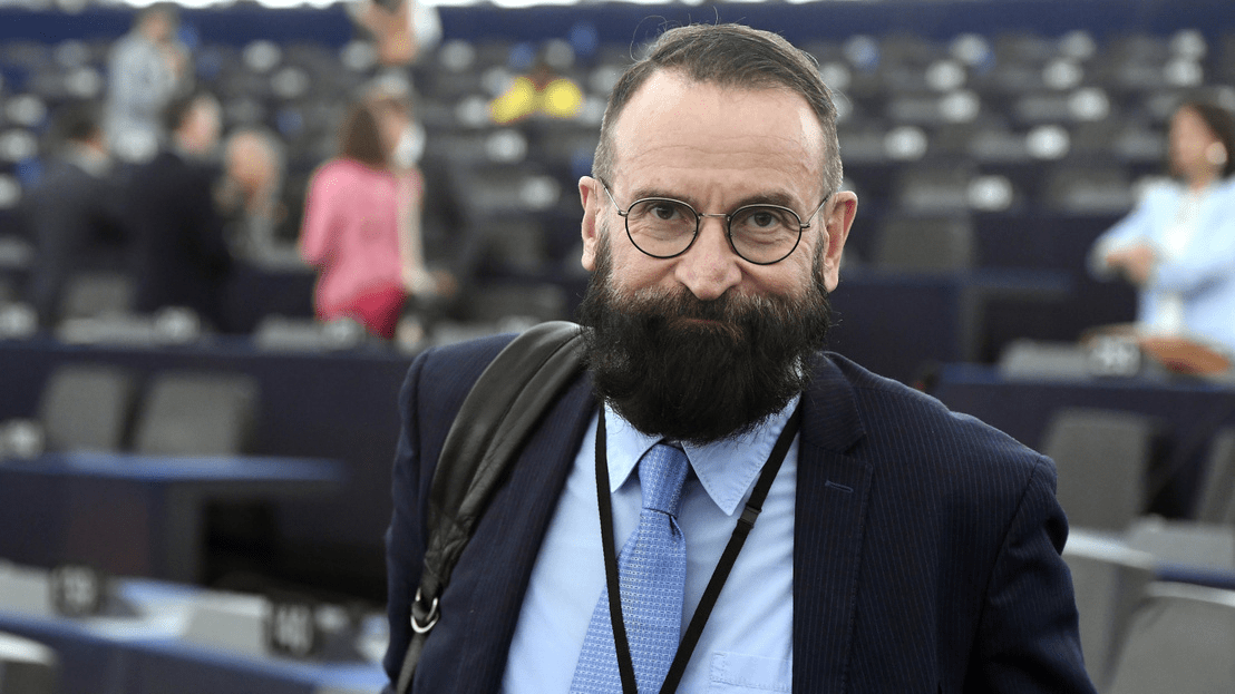 Szájer József elismerte, hogy érintett a brüsszeli szexbotrányban