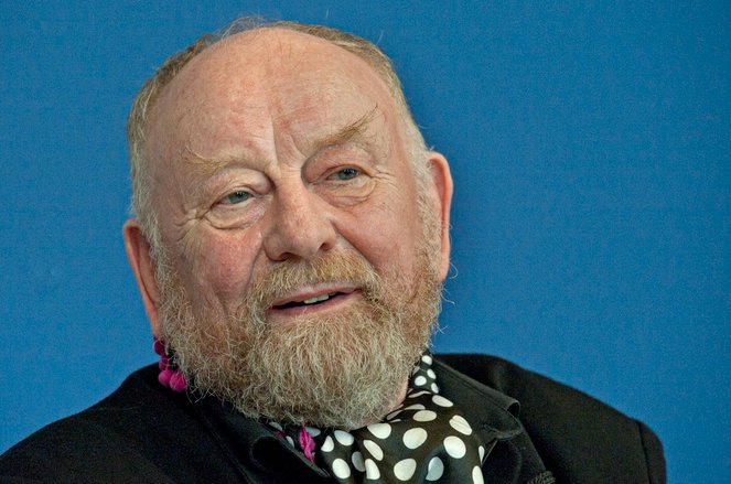 Meghalt a leghíresebb dán Mohamed-karikatúra rajzolója