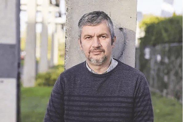 Hadházy Ákos: „Tüntetni kell, sztrájkolni, akár utakat lezárni”