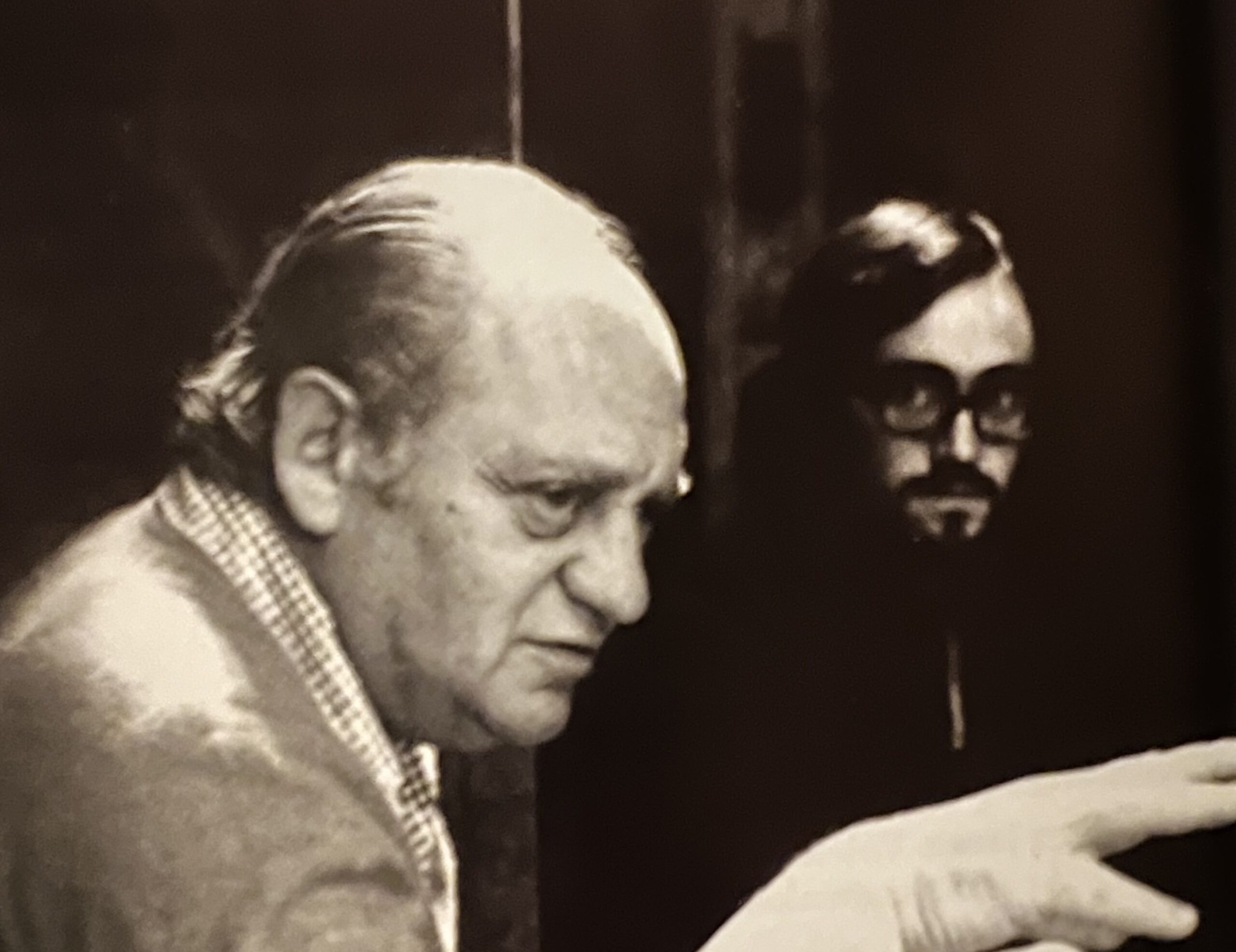 Kacsir Mária: A paradicsomon kívül