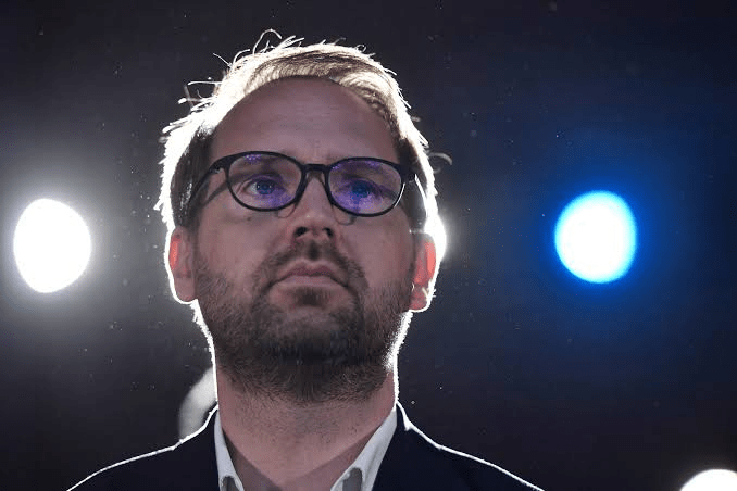 Döntött az Alkotmánybíróság, vége lehet Dominic Fritz polgármesterségének