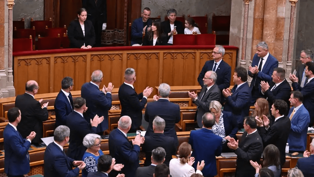 Magyar Péter: Hagyjuk dolgozni az új hivatalt