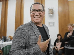 „Egy DISZNÓ: kéjsóvár, hazug és undorító!” – reagált Victor Ponta az USR képviselőjének nyilatkozatára