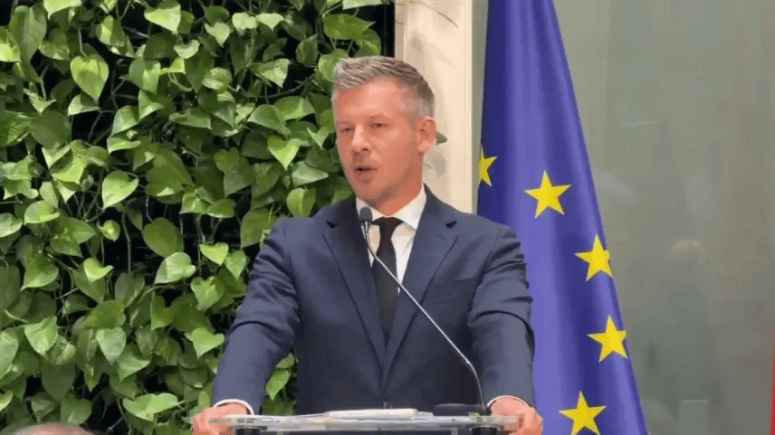 Magyar Péter: Leáll a Mandiner „mindennemű finanszírozása”