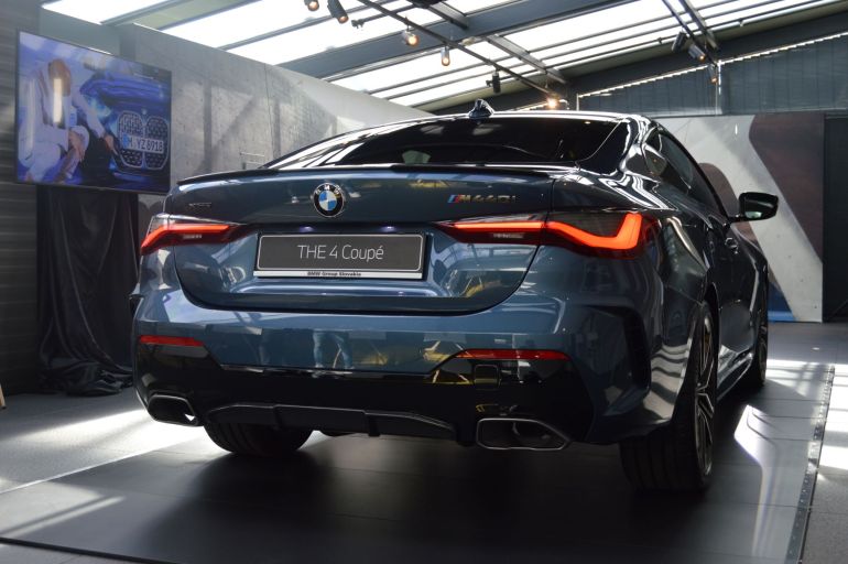 BMW M440i xDrive Coupe