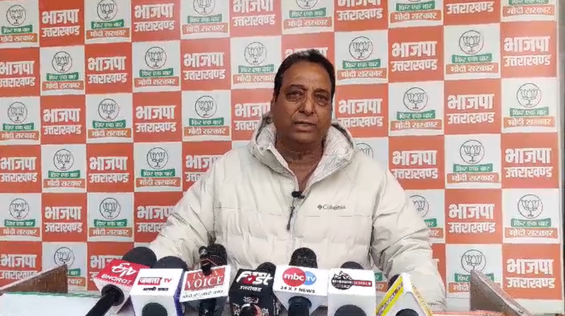 कांग्रेस हरीश रावत के बच्चों और रिश्तेदारों के लिए राजनीतिक प्लेसमेंट एजेंसी