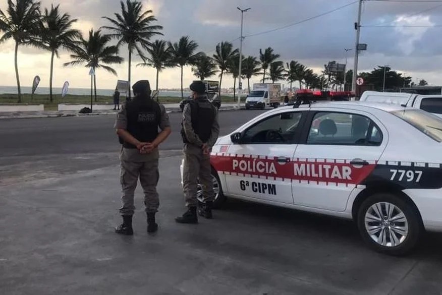 Dupla suspeita de realizar assaltos é presa em Cabedelo