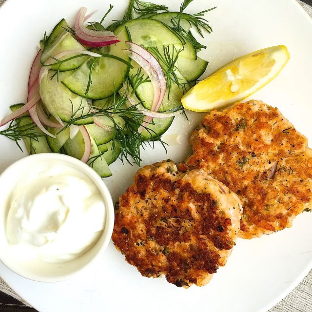 Salmon Cakes