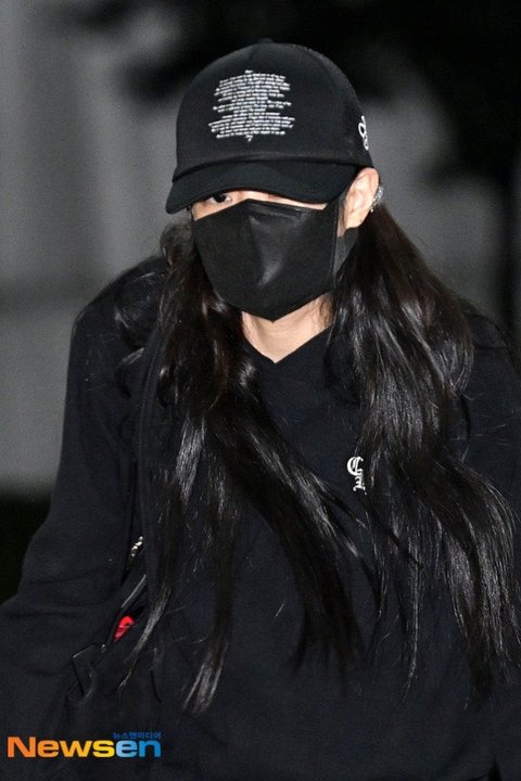 アイドル BLACKPINK JENNIE Weverse Exclusive Cap Jennie (Of Black Pink) 