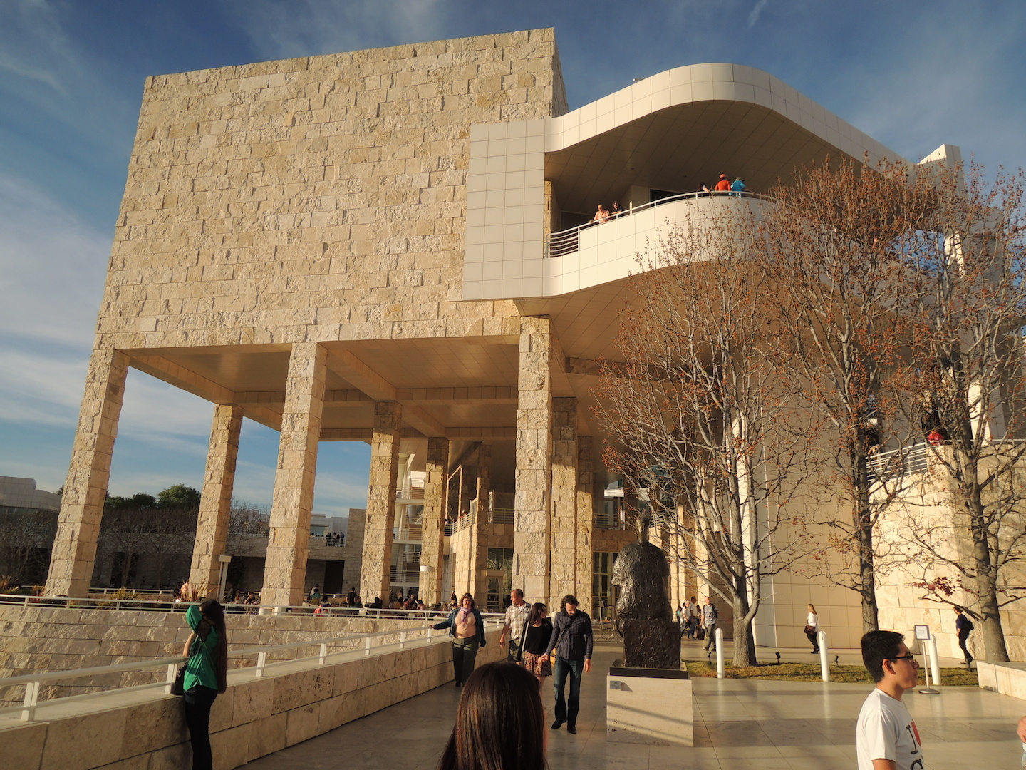 Another view of the exhibition hall. Oh dear. Let's just move on.