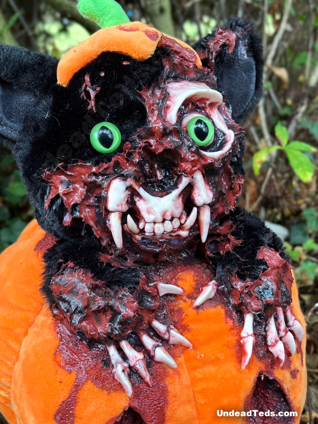 Halloween Kitty UndeadTed