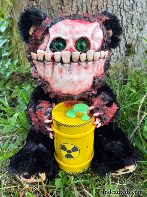 UndeadTeds – Horrifically cute zombie teddy bears!