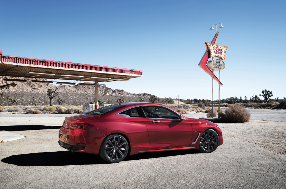 Infiniti Q60