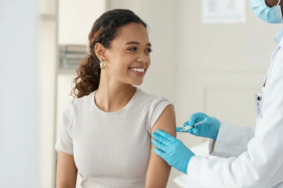 how to administer b12 im injection best place to inject b12 shot B12 vitamin Store How to Give an  Intramuscular Injection of Vitamin B12
