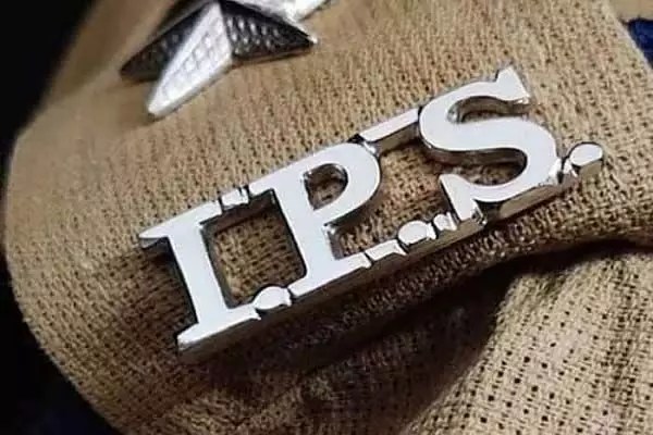 CG BREAKING: IPS अफसरों का ट्रांसफर, राज्य सरकार ने दिया बड़ा तोहफा