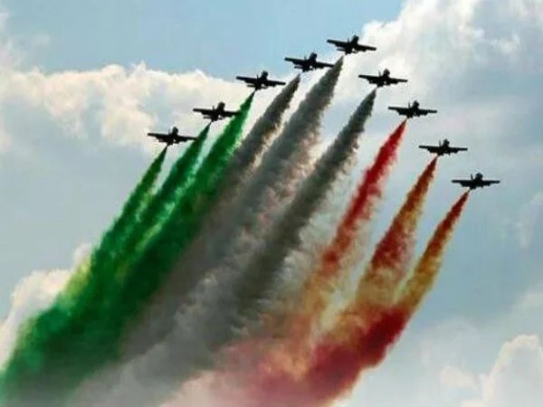 जानें भारत और पाकिस्तान की एयरफोर्स  रैंकिंग