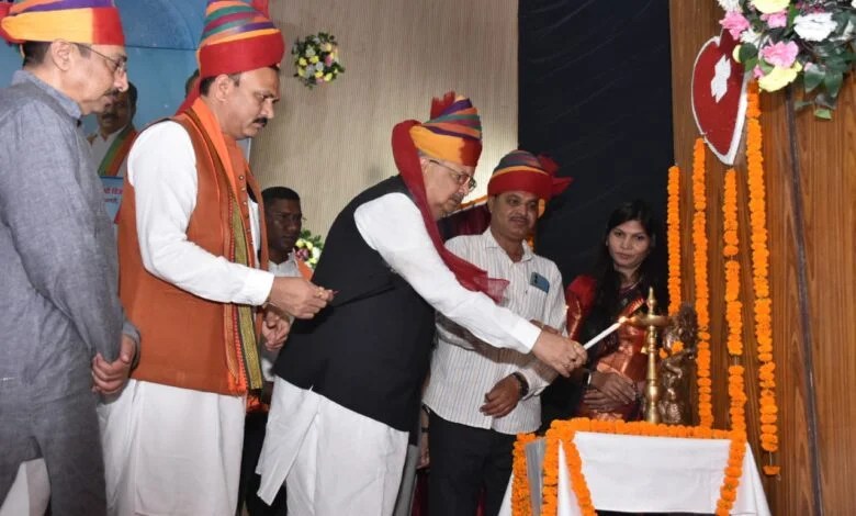 भारत रत्न अटल बिहारी वाजपेयी की आदमकद प्रतिमा के लिए भूमिपूजन