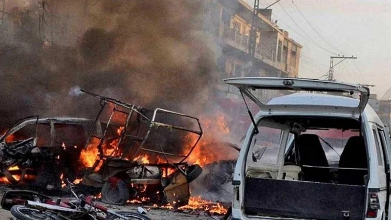 पाकिस्तान में ब्लूचिस्तान के पूर्व CM की गाड़ी के पास हुआ धमाका
