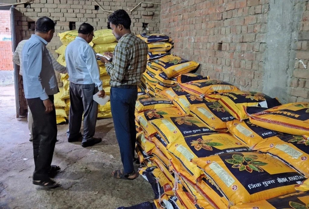बालोद जिले के 2 कृषि केन्द्रों में उर्वरक विक्रय प्रतिबंधित, प्रशासन की कार्रवाई