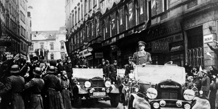 Putin’s attack on Ukraine echoes Hitler’s takeover of Czechoslovakia