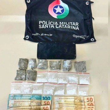 Adolescente de 14 anos é apreendido após ser flagrado vendendo drogas em Tubarão