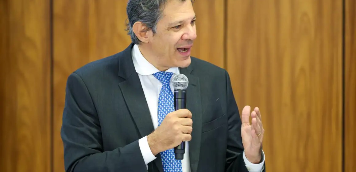 Haddad diz que reunião com secretário do Tesouro dos EUA foi cancelada após articulação da extrema direita Haddad diz que reunião com secretário do Tesouro dos EUA foi cancelada após articulação da extrema direita