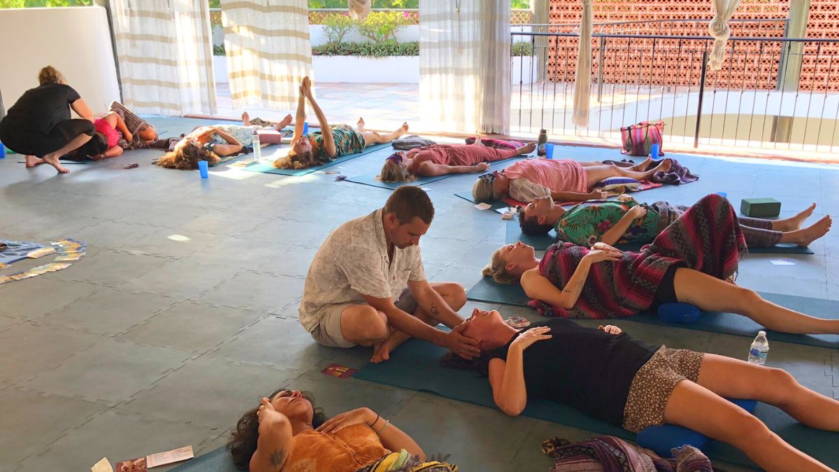 does breathwork reduce oxygen to the brain – Unity Breathwork does breathwork reduce oxygen to the brain? An image of a group breathwork