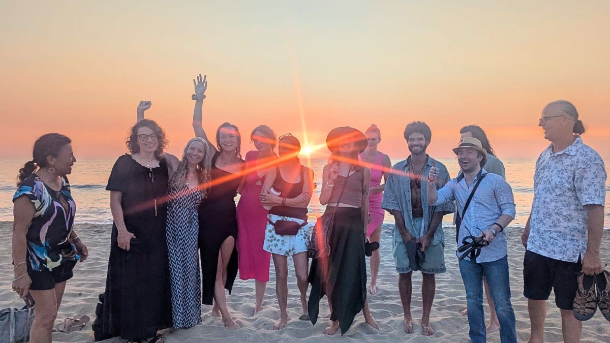 sayulita breathwork training students on the beach