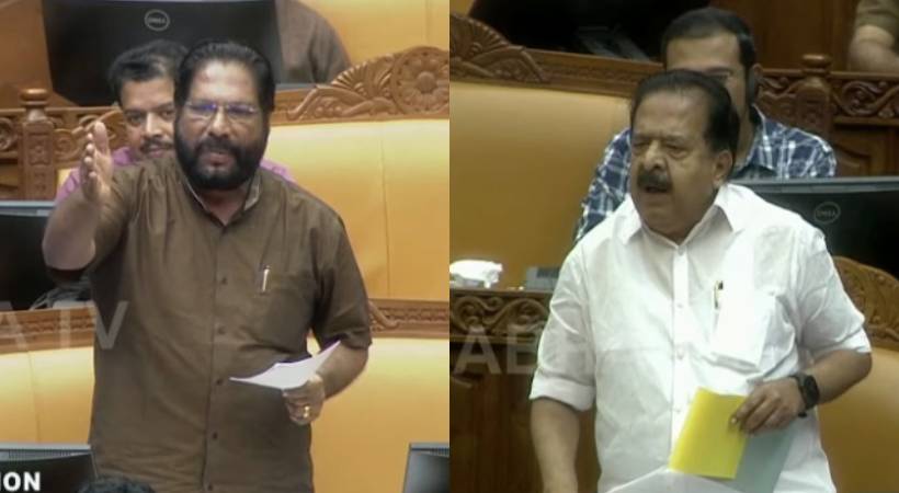 യൂണിവേഴ്സിറ്റി കോളേജ് സംഘർഷം: സർവകലാശാലാ ഹോസ്റ്റൽ യുദ്ധക്കളമാക്കിയെന്ന് വി. ജോയ്; പൊലീസിനുനേരെ ആക്രമണമുണ്ടായെന്ന് മന്ത്രി രമേശ് ചെന്നിത്തല