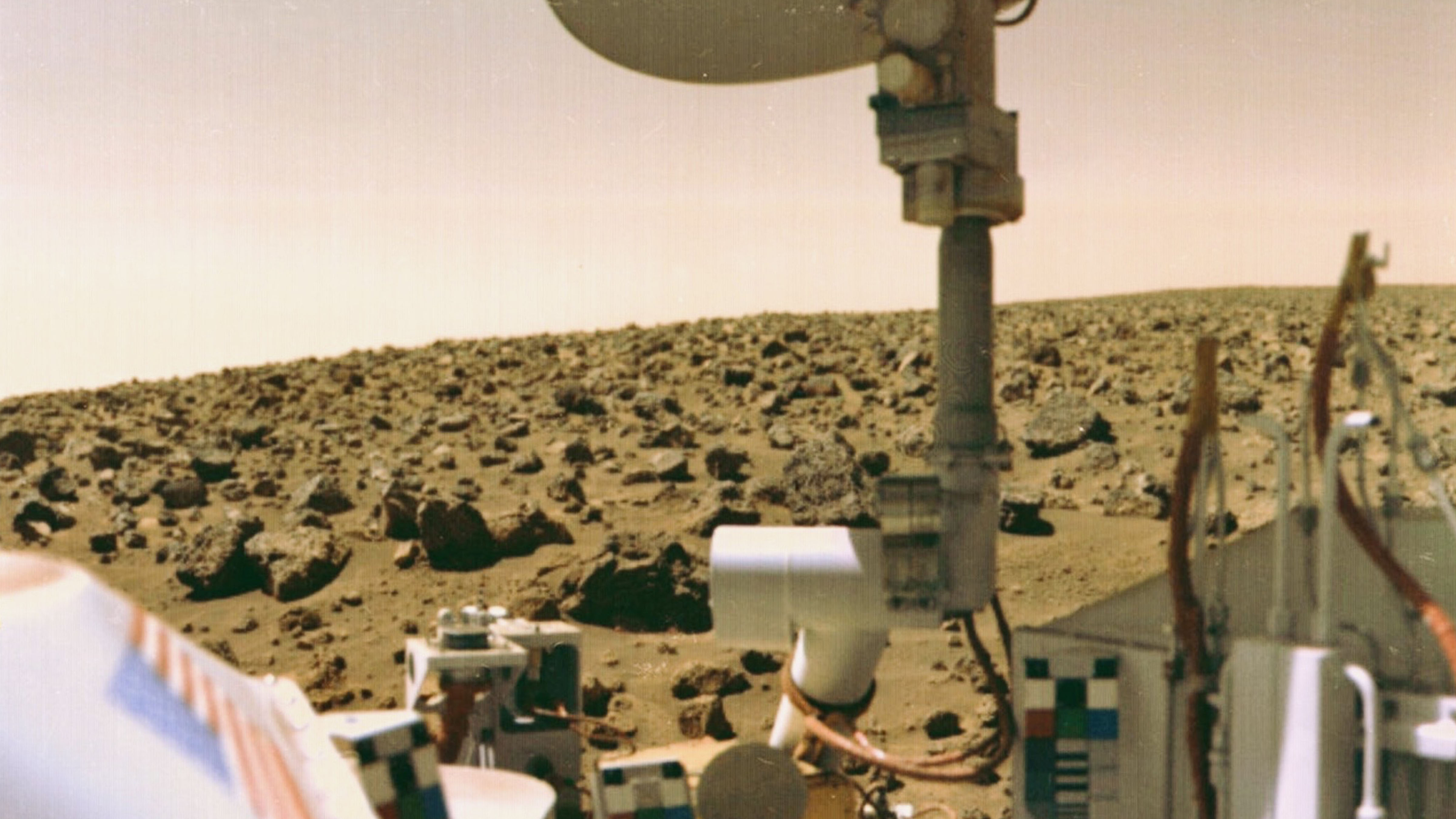 1976: Viking 2 Lands on Mars