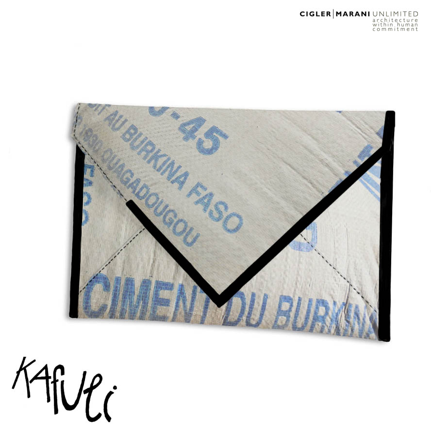 ... to design handbags "envelops" for ladies