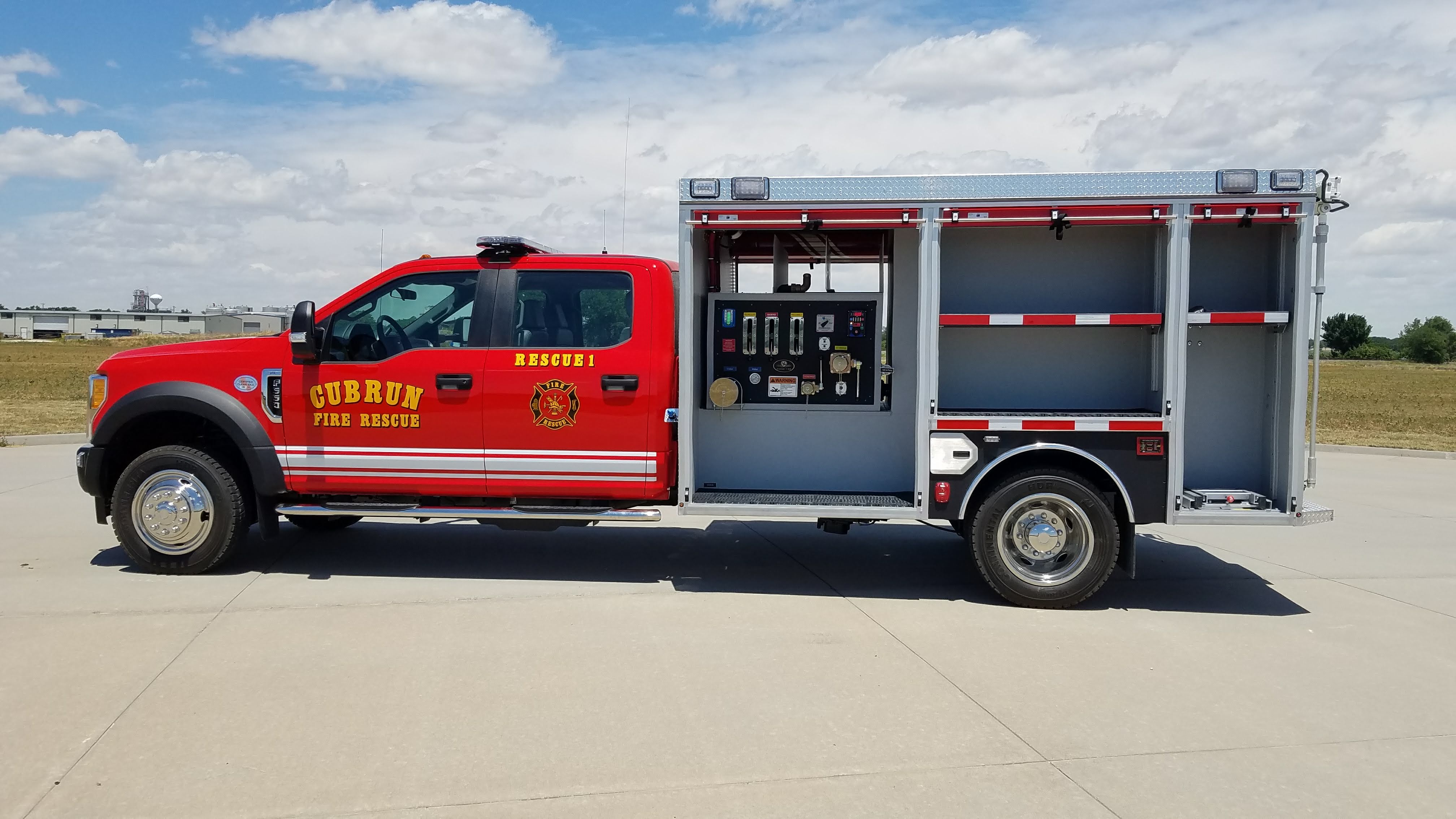 Cub Run Mini Pumper Side Open Panel