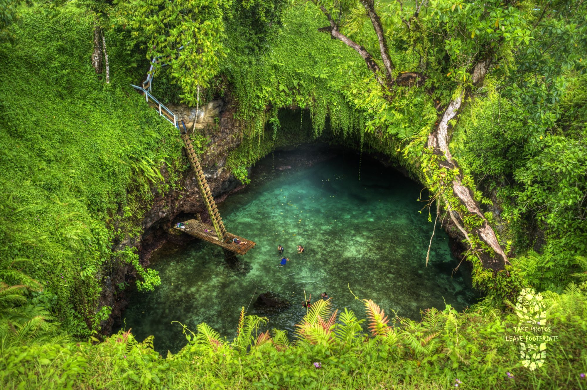To Sua Ocean Trench