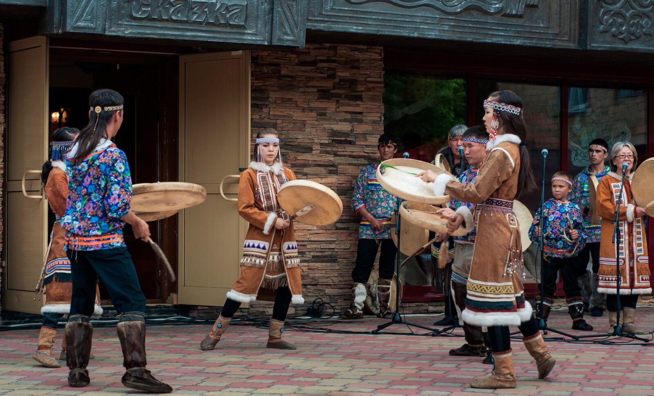 Traditional celebrations in Khakassia are preserved to this day. Photo: Anna Amzarakova / Shutterstock / Fotodom