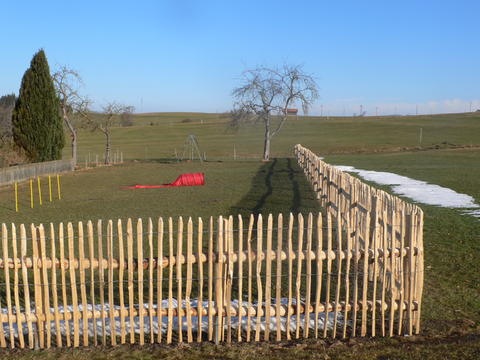 Zaun Fur Hunde Diverse Varianten Bei Weidezaun Bau De