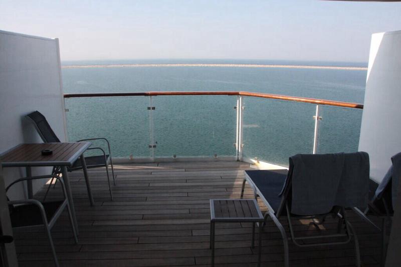 Bei der ankunft auf unserer kabine staunten wir nicht schlecht, dass dort für jeden von. MS2 Junior Suite 12015. - Kabinen - Deck 12 - Mein Schiff