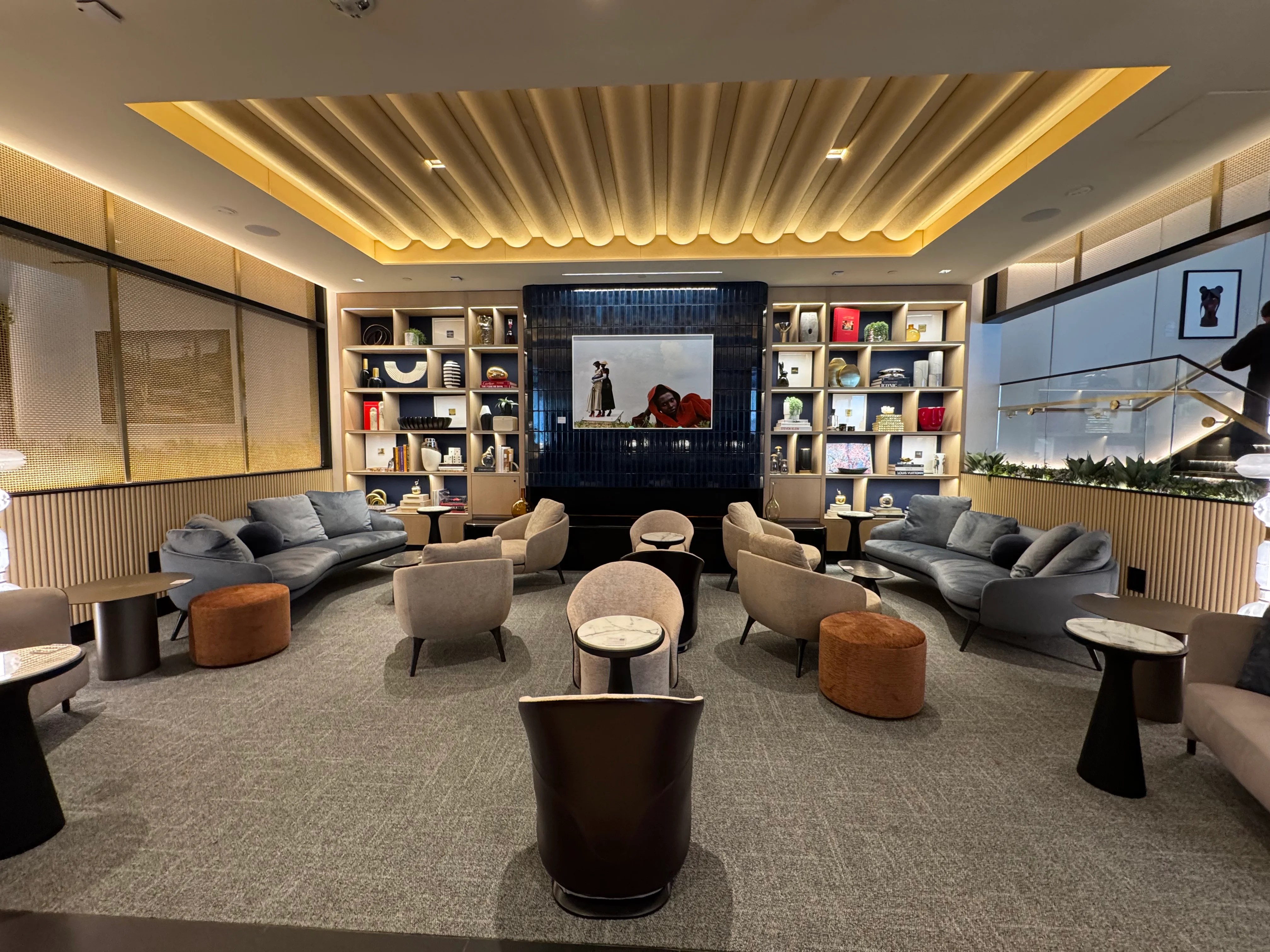 First Look: Chase Sapphire Lounge Las Vegas — You Won’t Believe What’s Inside! (SEO Optimized) (2025)