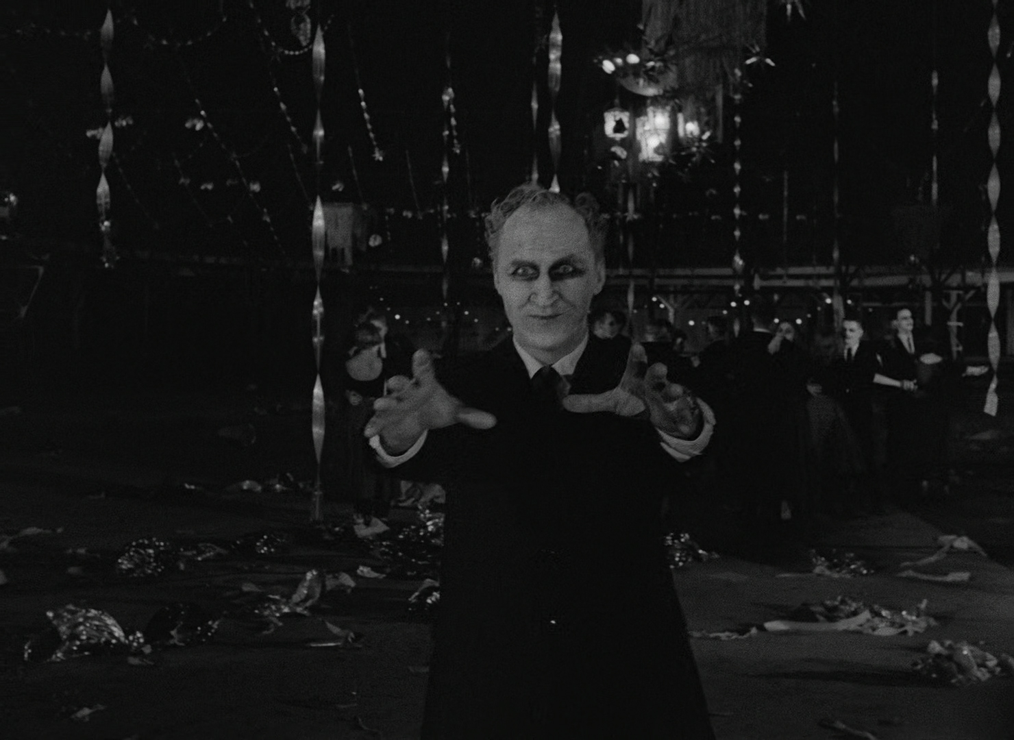 A young woman (candace hilligoss) in a small kansas town survives a drag race accident, then agrees to take a job as a church organist in&nbsp;. Carnival Of Souls Wikidata