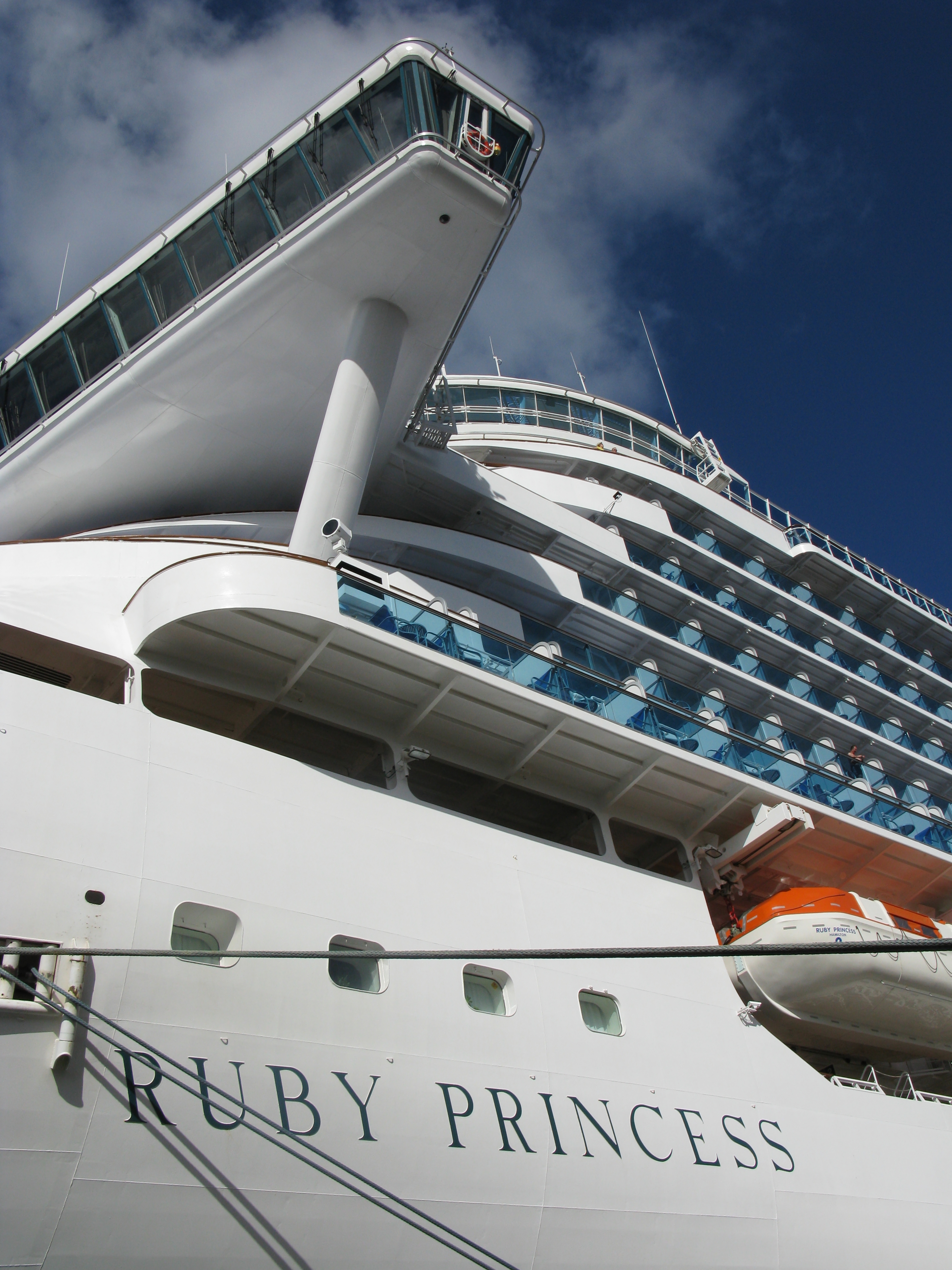 File Ruby Princess Moored In Bridgetown Jpg Wikimedia Commons