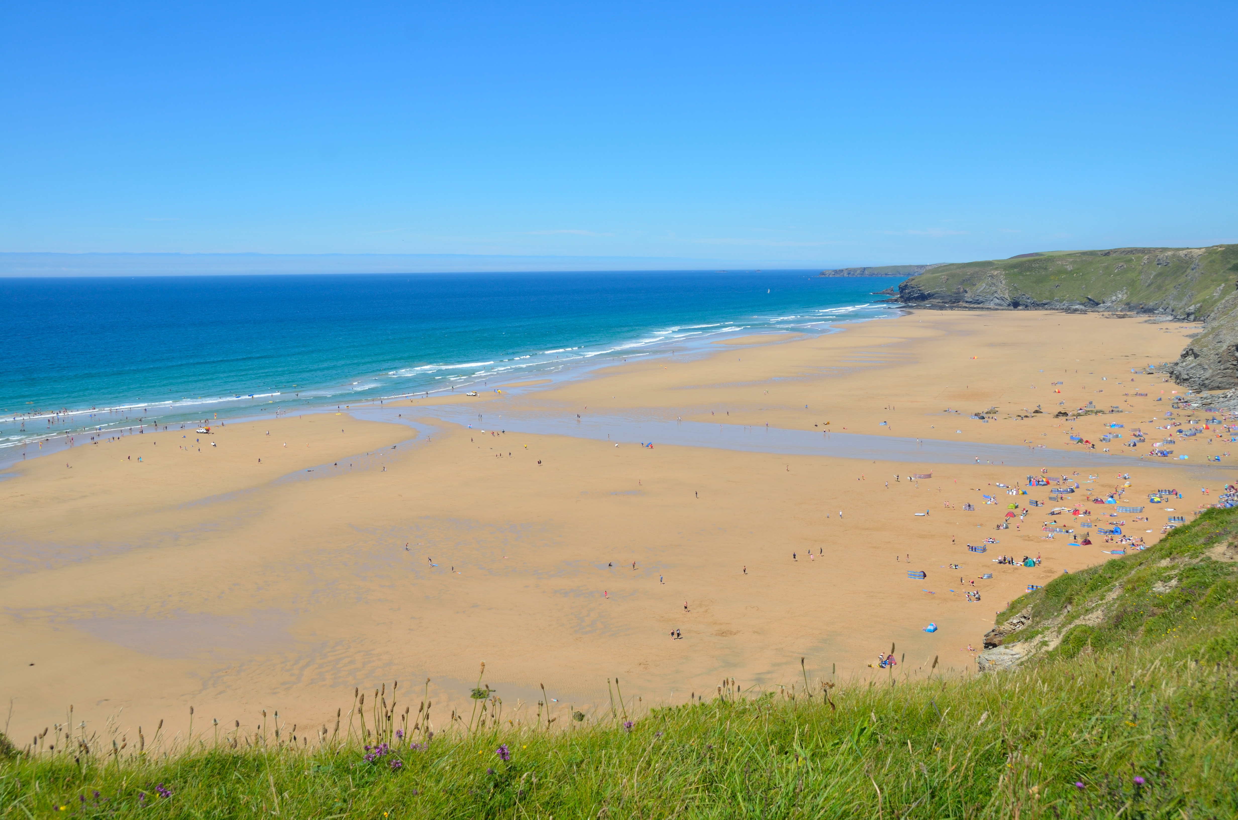 File:Watergate Bay, Cornwall.jpeg - Wikimedia Commons