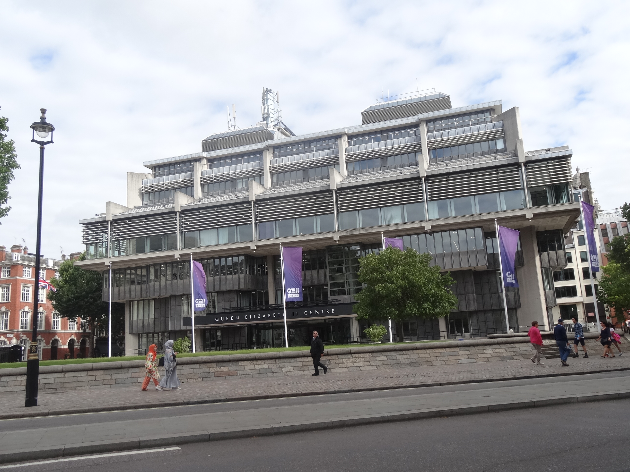 Queen Elizabeth Ii Centre Wikipedia