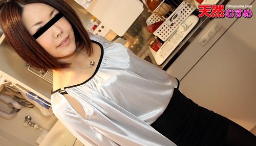10MUSUME-052411-01 10musume-052411_01 &mdash; A Look At The Room Of A Girl Living Alone ~The Home Of The Girl I Picked Up~