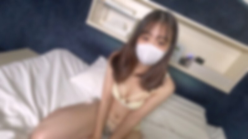 FC2-PPV-4851821 ♡ Half price until 3/4 [Uncensored, Completely Amateur, Half Raw] A super cute 20-year-old girl gives a tired old man a hard time! She gets fucked deep inside with her extra thick dick!