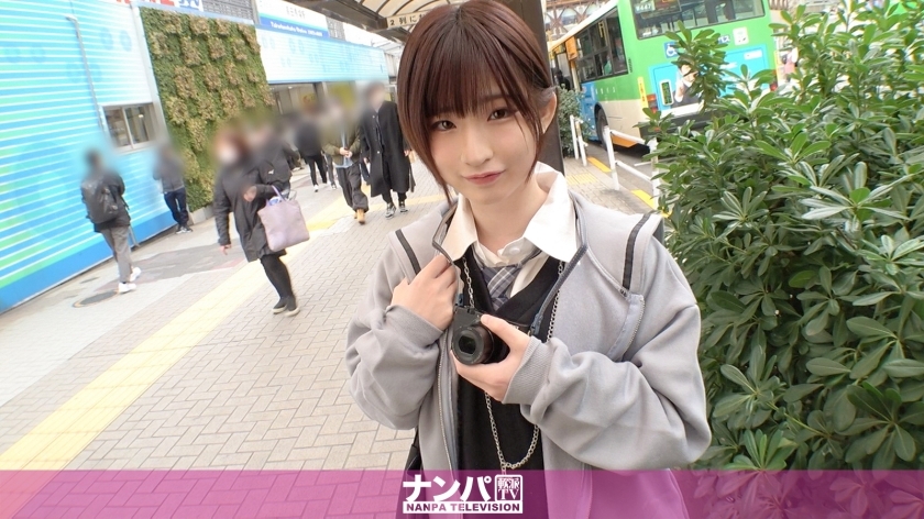 GANA-2849 Seriously flirty, first shot. 1914 Picking up a gentle camera girl in Takadanobaba! The minimum girl (height 148cm) who talks and warms up is actually frustrated... When I took it off, I was surprised at the smooth and sticky skin! Grab the pure