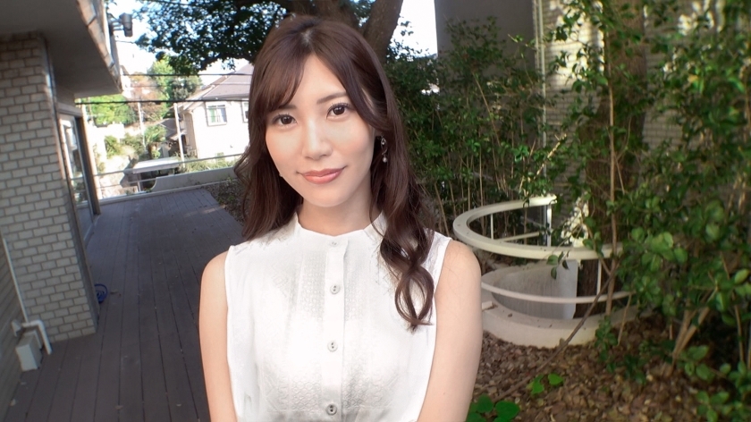 SIRO-5036 [I'm sure it's been a long time since I've been excited about Ji-Po] A 165cm tall beauty who is about to get married, shows off a dynamic grind cowgirl in front of the camera that she wouldn't show to her sexless husband...! 