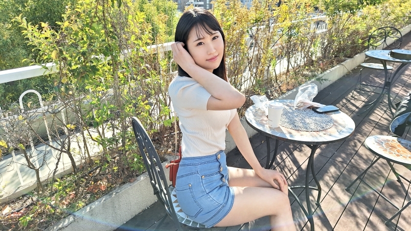 SIRO-5253 A voluptuous and lewd baker has arrived! Please do something about my sexual desire! She greedily smacks, smacks, smacks, smacks! I baked the best bread ever! [First time shooting] Applying for AV on the internet &rarr; AV experience shooting 2146