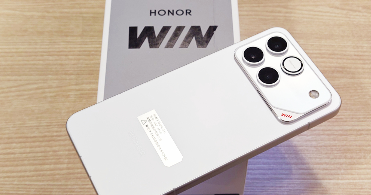 10,000mAhバッテリーに空冷ファンや185Hzも！新たなゲーミングスマホ「HONOR WIN」レビュー