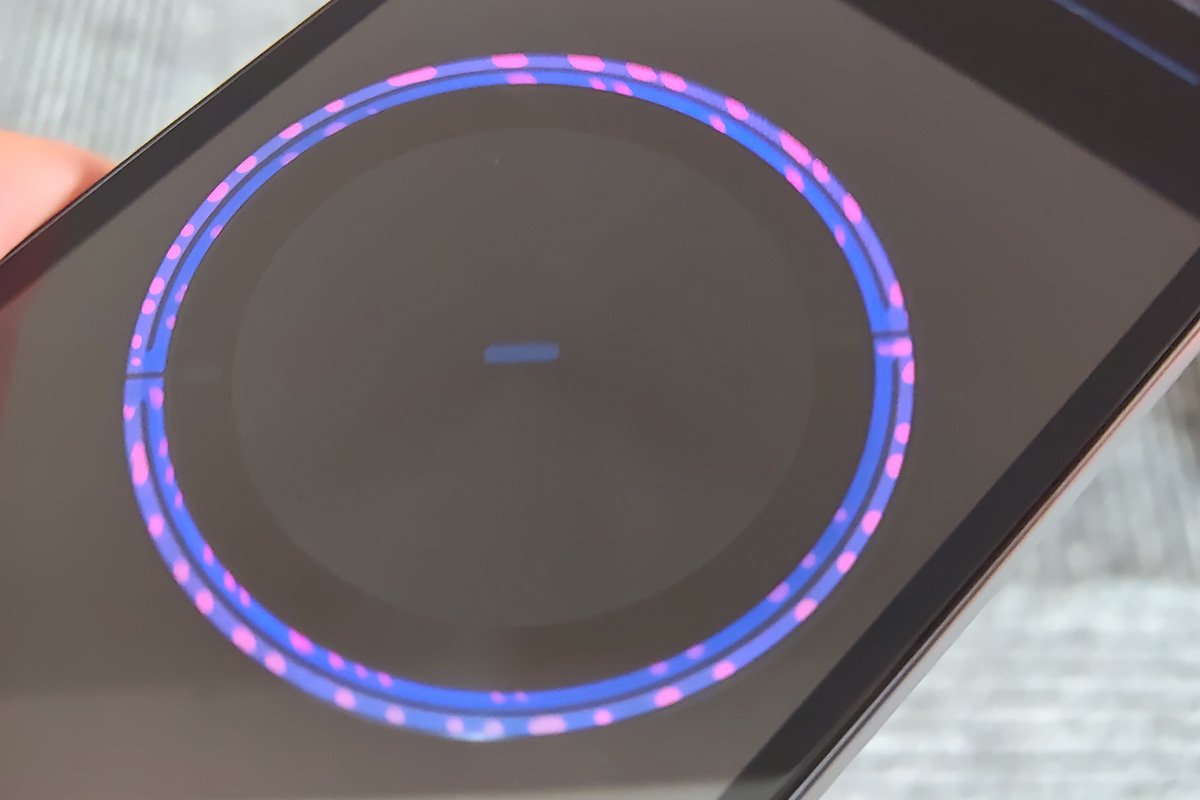 液冷機構部分をライトアップ可能